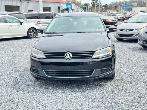 Used 2013 Volkswagen Jetta SE image 2