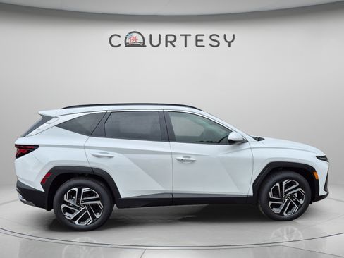 New 2026 Hyundai Tucson SEL Plus FWD image 6