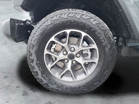 New 2026 Jeep Gladiator Sport AWD/4WD image 28