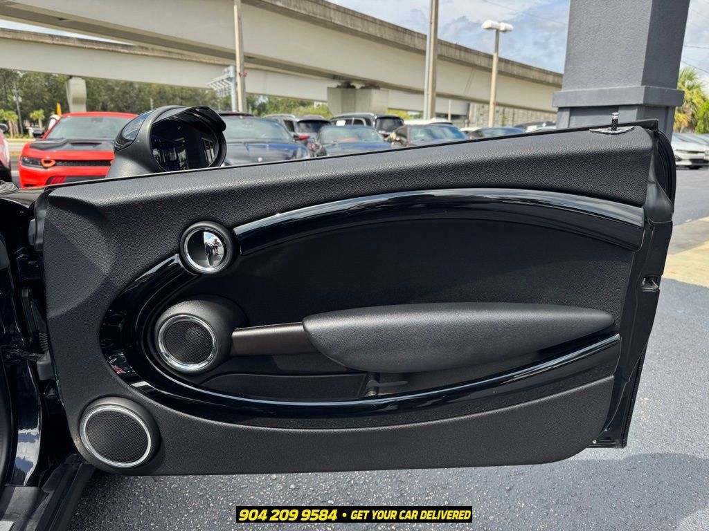 Used 2014 MINI Cooper S FWD image 30