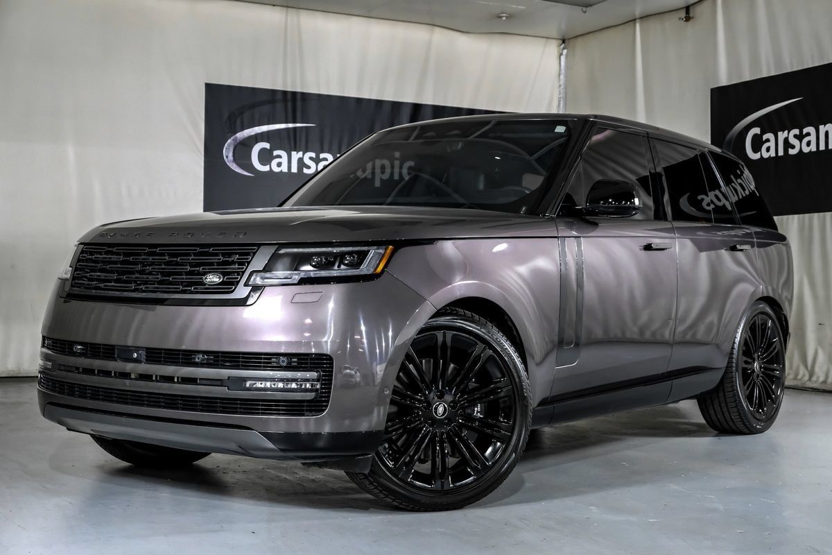 Used 2024 Land Rover Range Rover SE AWD/4WD image 4