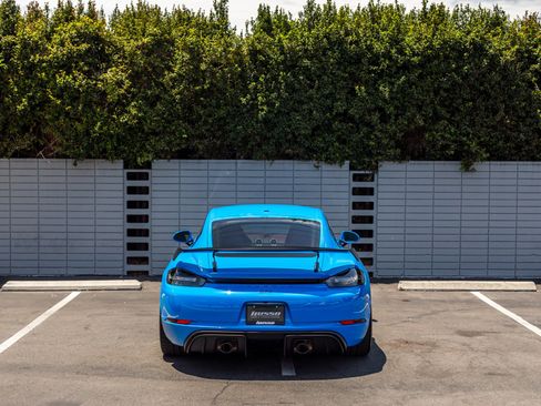 Used 2023 Porsche 718 Cayman GT4 w/ Chrono Package RWD image 4