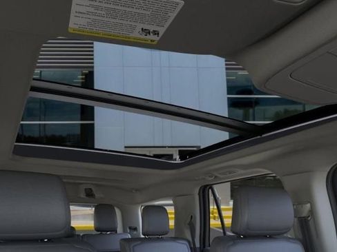 New 2025 Ford Expedition Active image 22