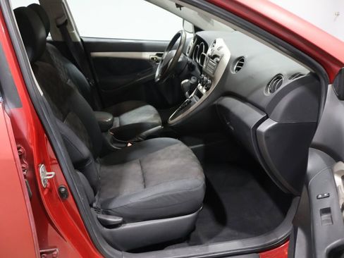 Used 2009 Pontiac Vibe Base w/ Sun And Sound Package image 22