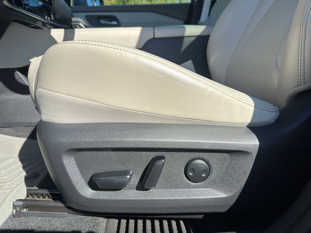 Used 2022 Nissan Rogue SL w/ SL Premium Package AWD/4WD image 13