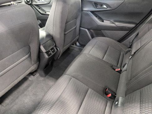 Used 2025 Chevrolet Equinox LT AWD/4WD image 21