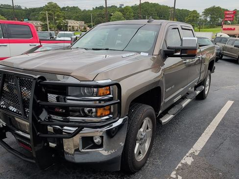 Used 2015 Chevrolet Silverado 2500 LTZ w/ Duramax Plus Package AWD/4WD image 3