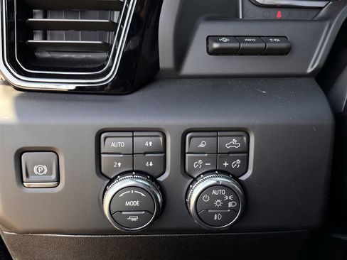 New 2026 GMC Sierra 2500 AT4 w/ AT4 Premium Plus Package image 16