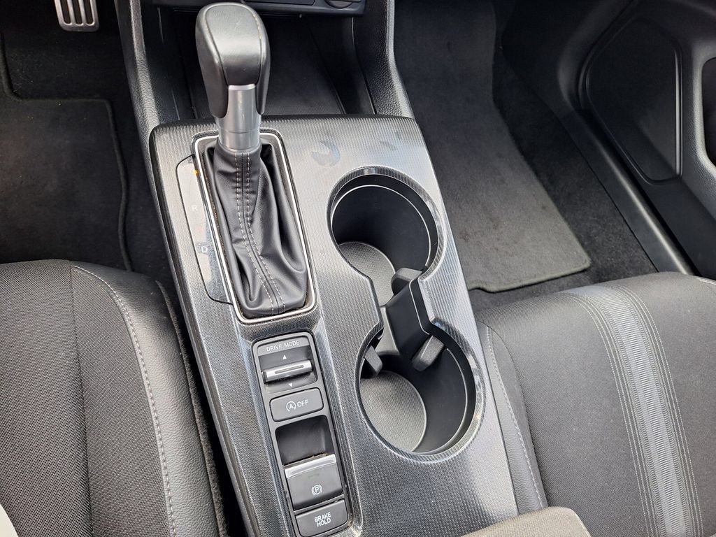 Used 2025 Honda Civic Sport image 13