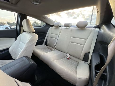 Used 2014 Honda Accord EX image 31