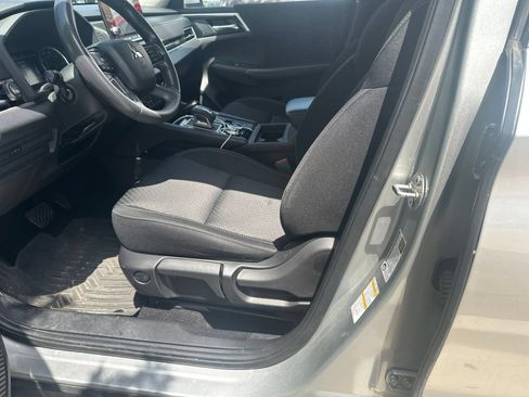 Used 2022 Mitsubishi Outlander ES FWD image 8
