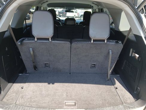 Used 2022 Ford Explorer XLT w/ Equipment Group 202A RWD image 10