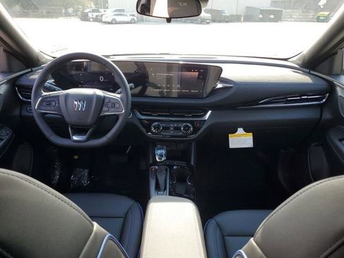 New 2026 Buick Envista Sport Touring image 11