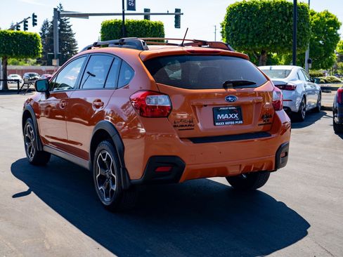 Used 2014 Subaru Crosstrek 2.0i Limited w/ Popular Package #2 AWD/4WD image 13