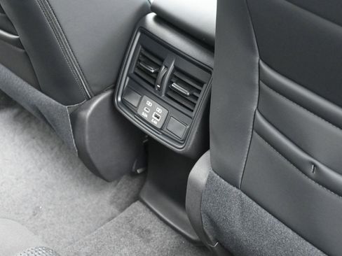 New 2026 Subaru Forester Premium AWD/4WD image 36