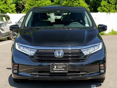 Used 2024 Honda Odyssey Elite image 2