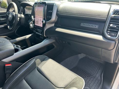 Used 2025 RAM 1500 Laramie AWD/4WD image 29