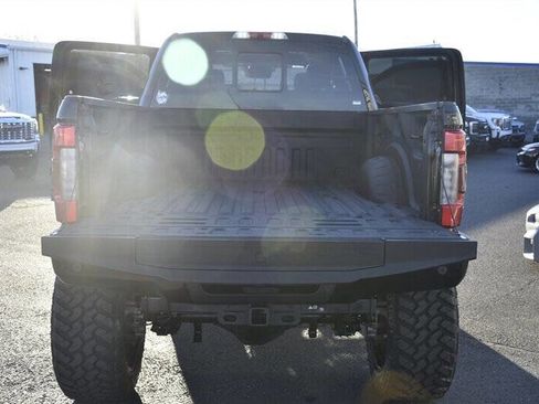 Used 2019 Ford F350 Platinum w/ Platinum Ultimate Package image 36