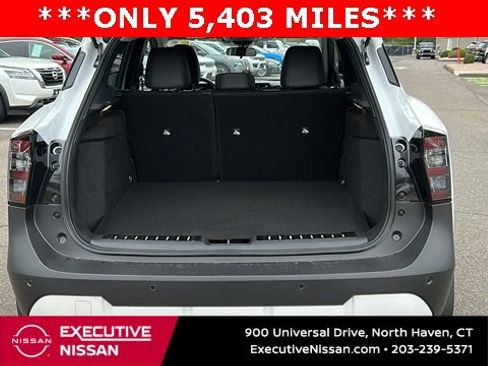 Certified 2025 Nissan Kicks SR w/ Illumination Package image 24