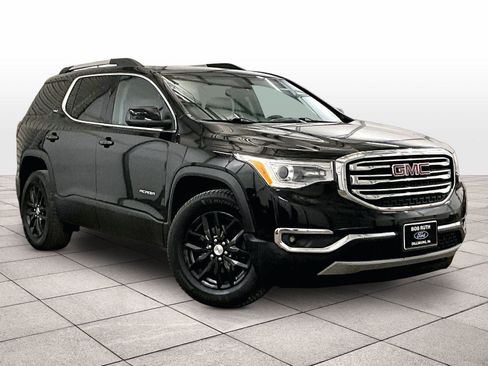 Used 2018 GMC Acadia SLT w/ LPO, Protection Package AWD/4WD image 2