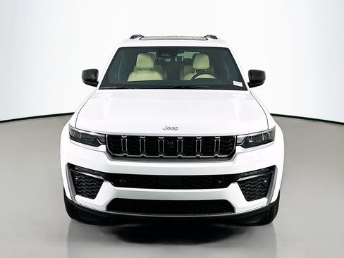 New 2026 Jeep Grand Cherokee L Limited AWD/4WD image 2