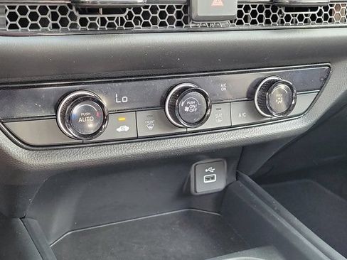 Certified 2024 Honda HR-V LX image 25