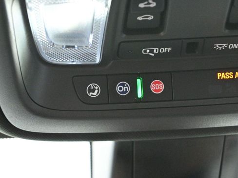 Certified 2025 Cadillac XT5 Premium Luxury FWD image 31