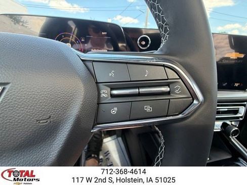 New 2026 Chevrolet Traverse LT w/ Sun and Wheel Package AWD/4WD image 22
