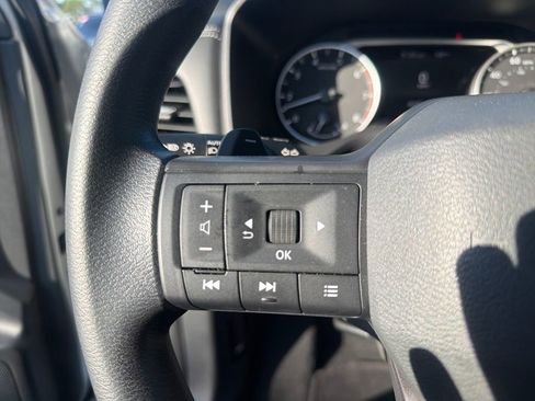 Certified 2025 Nissan Rogue S image 28