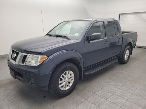 Used 2019 Nissan Frontier SV AWD/4WD image 2