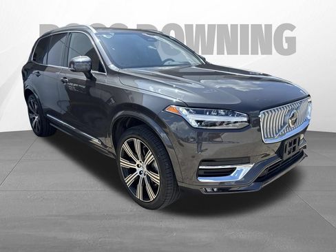 Used 2025 Volvo XC90 B6 Ultra w/ Protection Package AWD/4WD image 3