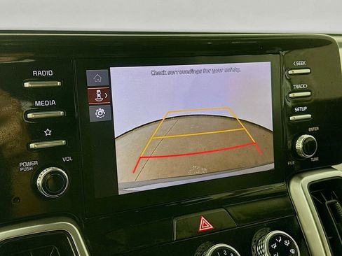 Certified 2023 Kia Sorento LX AWD/4WD image 11
