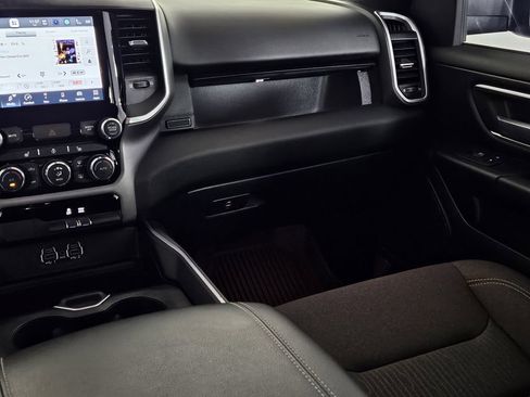 Used 2023 RAM 1500 Lone Star AWD/4WD image 11