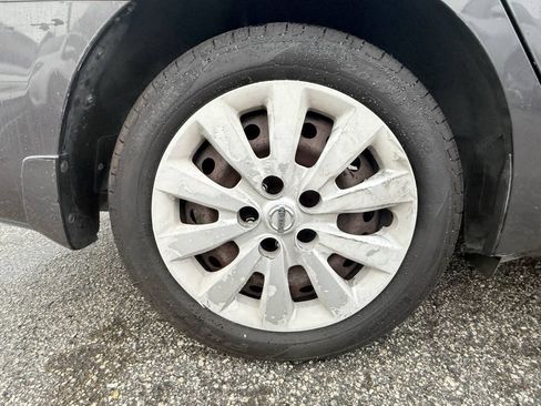 Used 2014 Nissan Sentra S FWD image 21