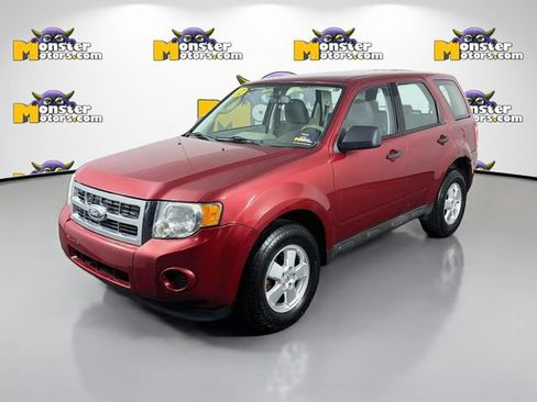 Used 2012 Ford Escape XLS FWD image 1