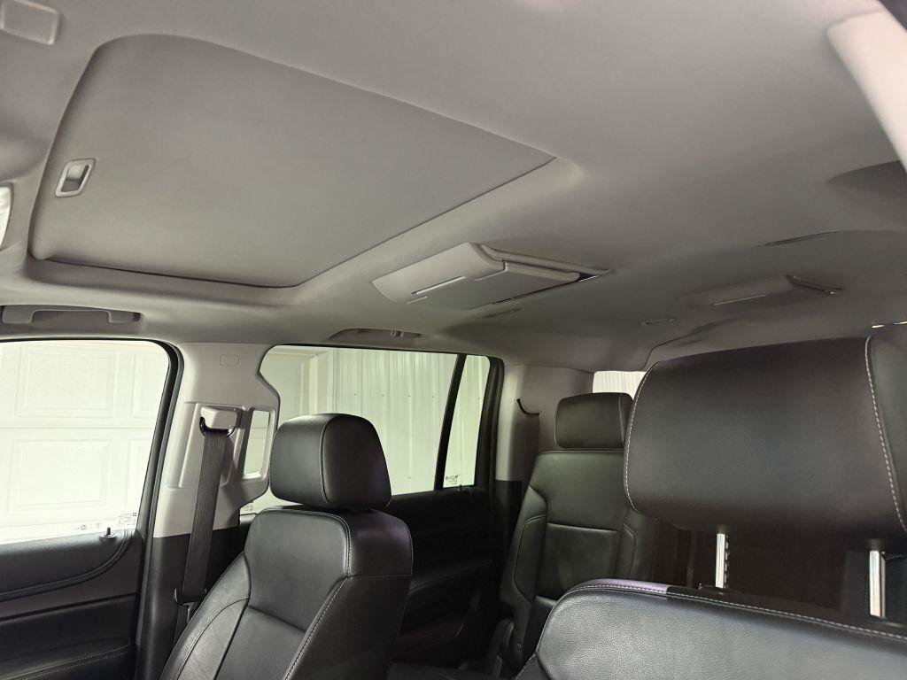 Used 2017 Chevrolet Suburban LT w/ LT Signature Package AWD/4WD image 13