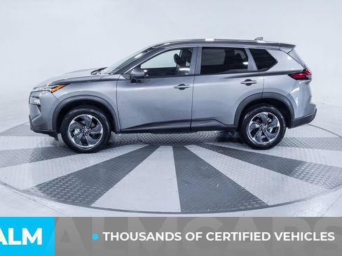 Used 2025 Nissan Rogue SV FWD image 4