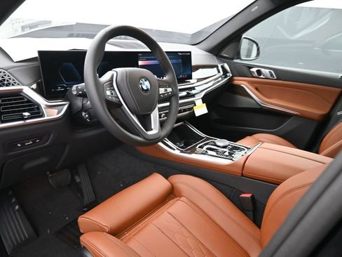 New 2026 BMW X5 xDrive40i AWD/4WD image 11