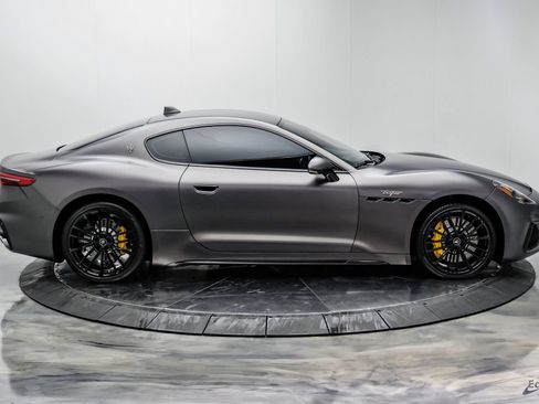 Used 2024 Maserati GranTurismo Trofeo AWD/4WD image 25
