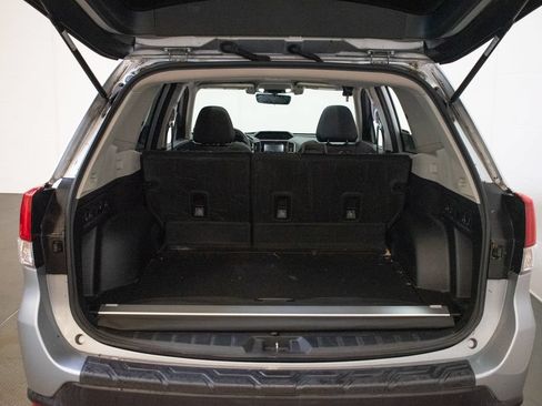 Used 2020 Subaru Forester Premium AWD/4WD image 24