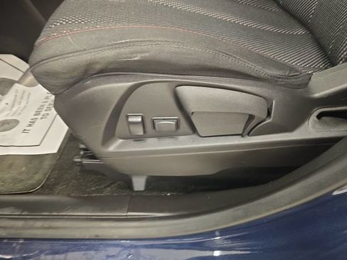 Used 2017 Chevrolet Equinox LS FWD image 31