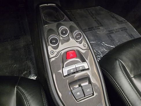 Used 2014 Ferrari 458 Spider RWD image 40