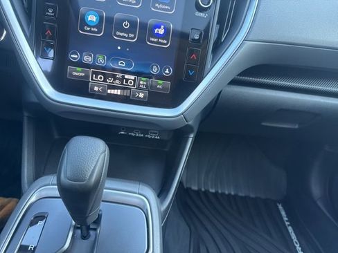 Used 2024 Subaru Crosstrek 2.0i Premium image 28