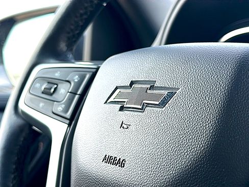 Used 2023 Chevrolet Tahoe Z71 w/ Luxury Package AWD/4WD image 33