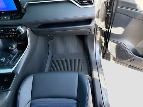 Used 2025 Toyota RAV4 XSE w/ Advanced Technology Package image 17