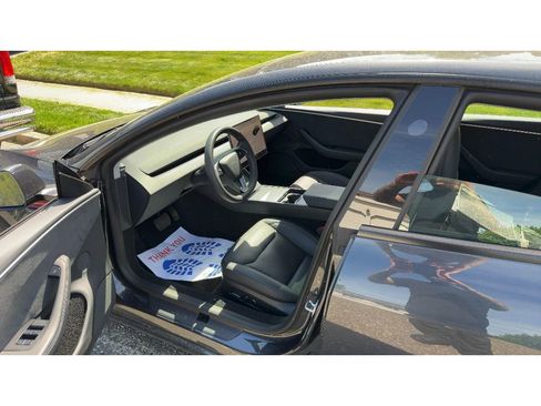 Used 2025 Tesla Model 3 Long Range AWD/4WD image 5