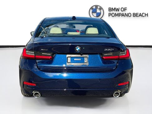 New 2026 BMW 330i xDrive Sedan w/ Premium Package image 5