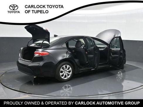 Used 2024 Toyota Corolla LE image 37