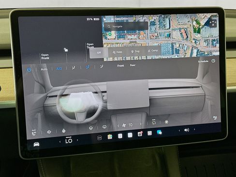 Used 2024 Tesla Model Y Long Range AWD/4WD image 22