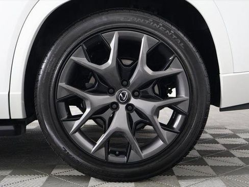 Certified 2025 Lexus TX 500h AWD w/ Technology Package image 17